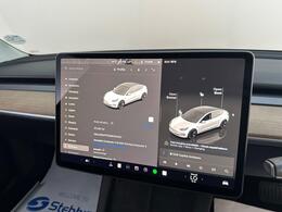 Tesla Model 3 AF72VHA