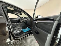 Volkswagen Touareg KY69UHS