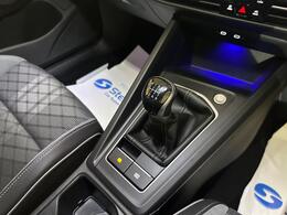 Volkswagen Golf AO22OUP