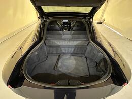 Aston Martin Vantage MV20UZG