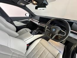 BMW i5 AO25HRK