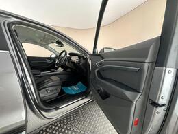 Audi e-tron NL70UPZ