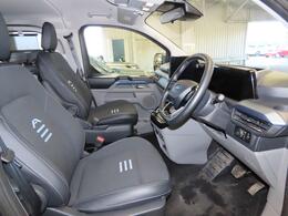 Ford Tourneo Custom EK25HSC