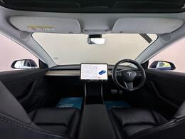 Tesla Model 3 YB69TZT