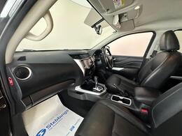 Nissan Navara EY21RLU