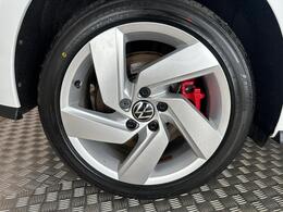 Volkswagen Golf MT72YYX