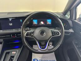 Volkswagen Golf AJ21MVG