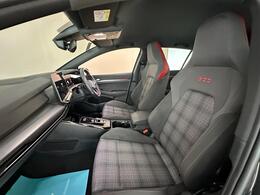 Volkswagen Golf AO25XUN