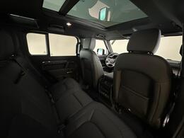 Land Rover Defender 110 FJ25GUH