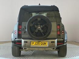 Land Rover Defender 110 FJ25GUH