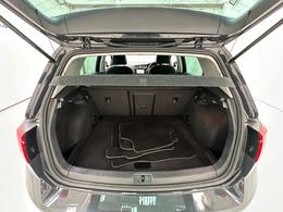 Volkswagen Golf MW67FMC