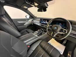 BMW i7 YF73FKE