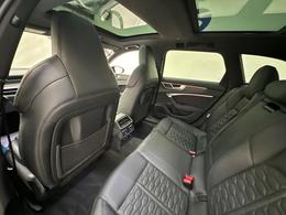 Audi RS6 Avant WU71CXE