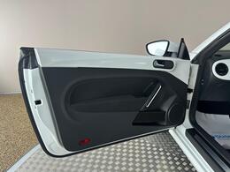 Volkswagen Beetle NU15DYA