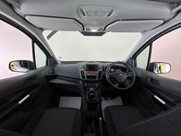 Ford Transit Connect YM22UNX