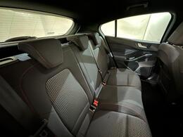 Ford Focus WJ68UUT
