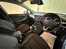 Vauxhall Astra PL69HZW