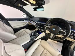 BMW 5 Series YK18JUW