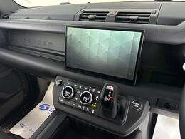 Land Rover Defender 90 WG25BLZ