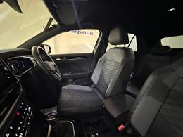 Volkswagen T-Roc CA72JZX