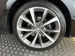 SEAT Leon LL72FWU