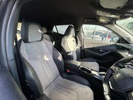 Peugeot E-2008 MK71XDN