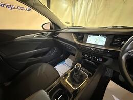 Vauxhall Insignia FM19DVL