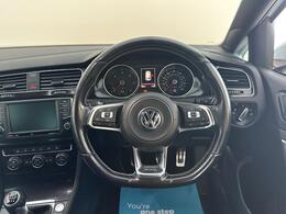 Volkswagen Golf DT66RVJ