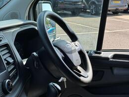 Ford Transit Custom YR19BFT
