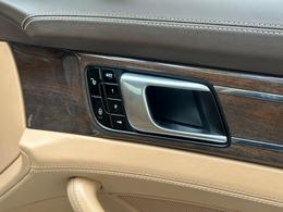 Porsche Panamera LA17VFV