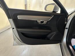 Volvo S90 SF68UOS