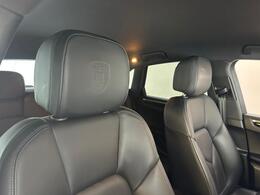 Porsche Macan AJ19VYM