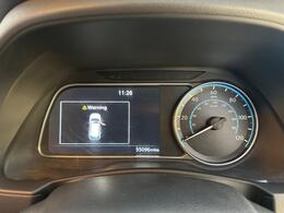 Nissan Leaf ST69WUU