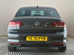Volkswagen Passat YE70PYB