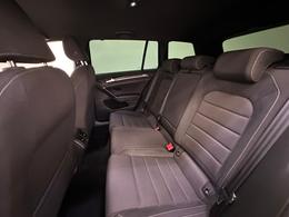 Volkswagen Golf YE70AZG