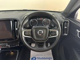 Volvo XC40 YW68VFY