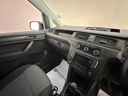Volkswagen Caddy Maxi YX20ZDA