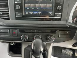 Volkswagen Transporter FG70LZB