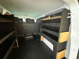 Volkswagen Transporter FG70LZB