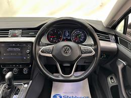 Volkswagen Passat VN69VMY