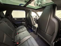Porsche Cayenne SW69BKY