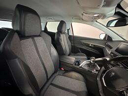Peugeot 3008 FL67UGZ