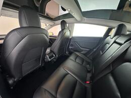 Tesla Model 3 AF72VPX