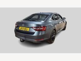 Skoda Superb WP19MKU