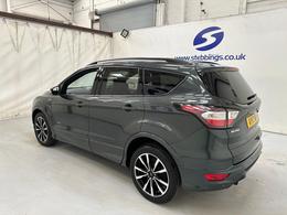 Ford Kuga AY17NRV