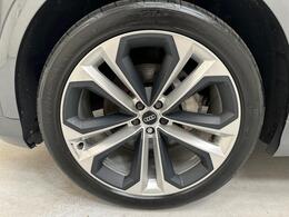 Audi Q8 DE71EBA