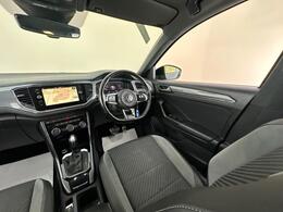 Volkswagen T-Roc VO69HNL