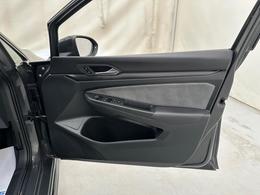 Volkswagen Golf YD21VDF