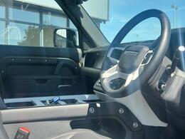 Land Rover Defender 90 AO74ZNA