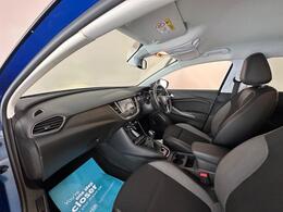 Vauxhall Grandland X DF21CBO